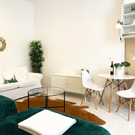 Alcantara Studio 15 Apartment
